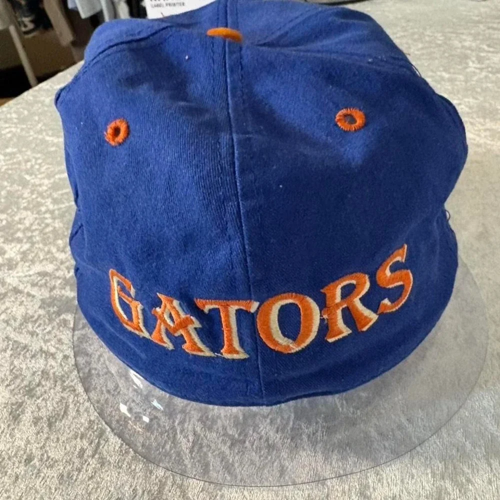 Blue‎ and orange vintage Florida Gators snapback hat